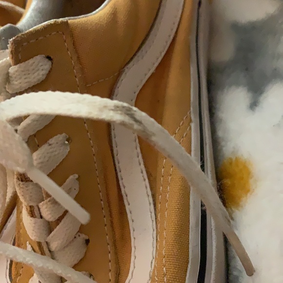 ☀️Yellow Old Skool Vans☀️ (REPOSH) - Picture 3 of 5